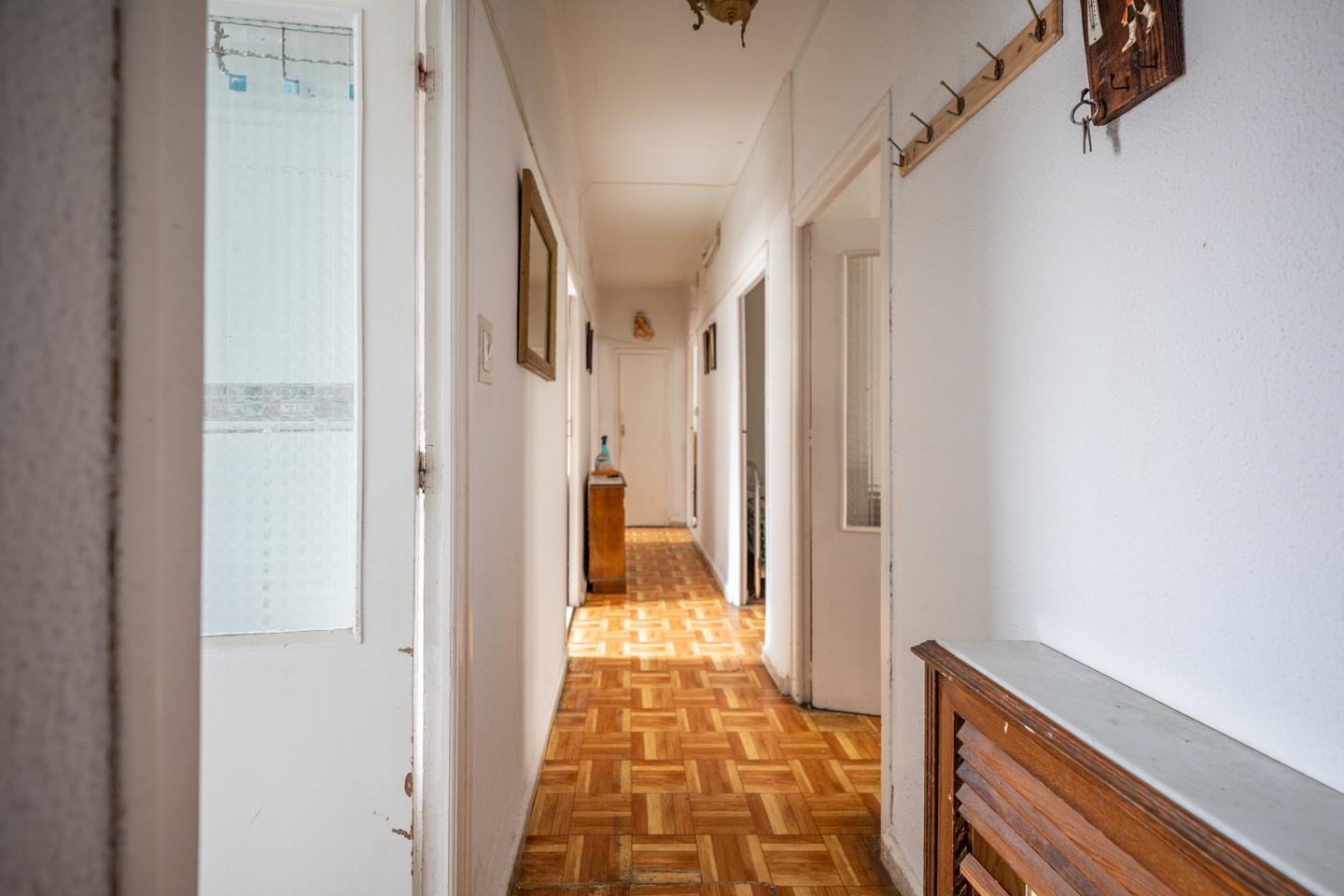 vivienda A REFORMAR junto a la estación de renfe