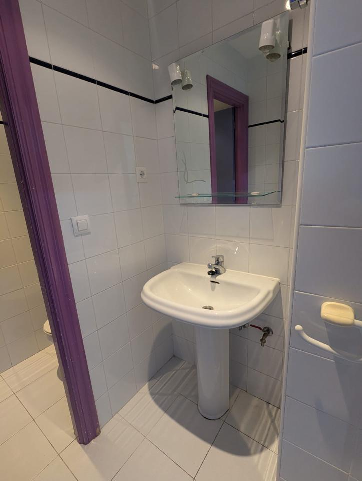 local en amorebieta · andra-mari-48340 78000€