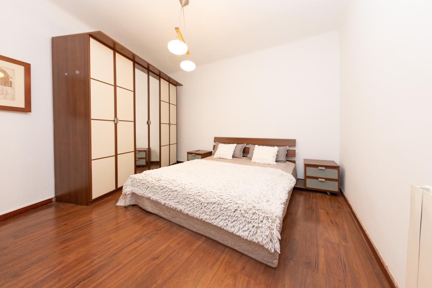 pisos en barcelona · carrer-de-corsega-08026 370000€