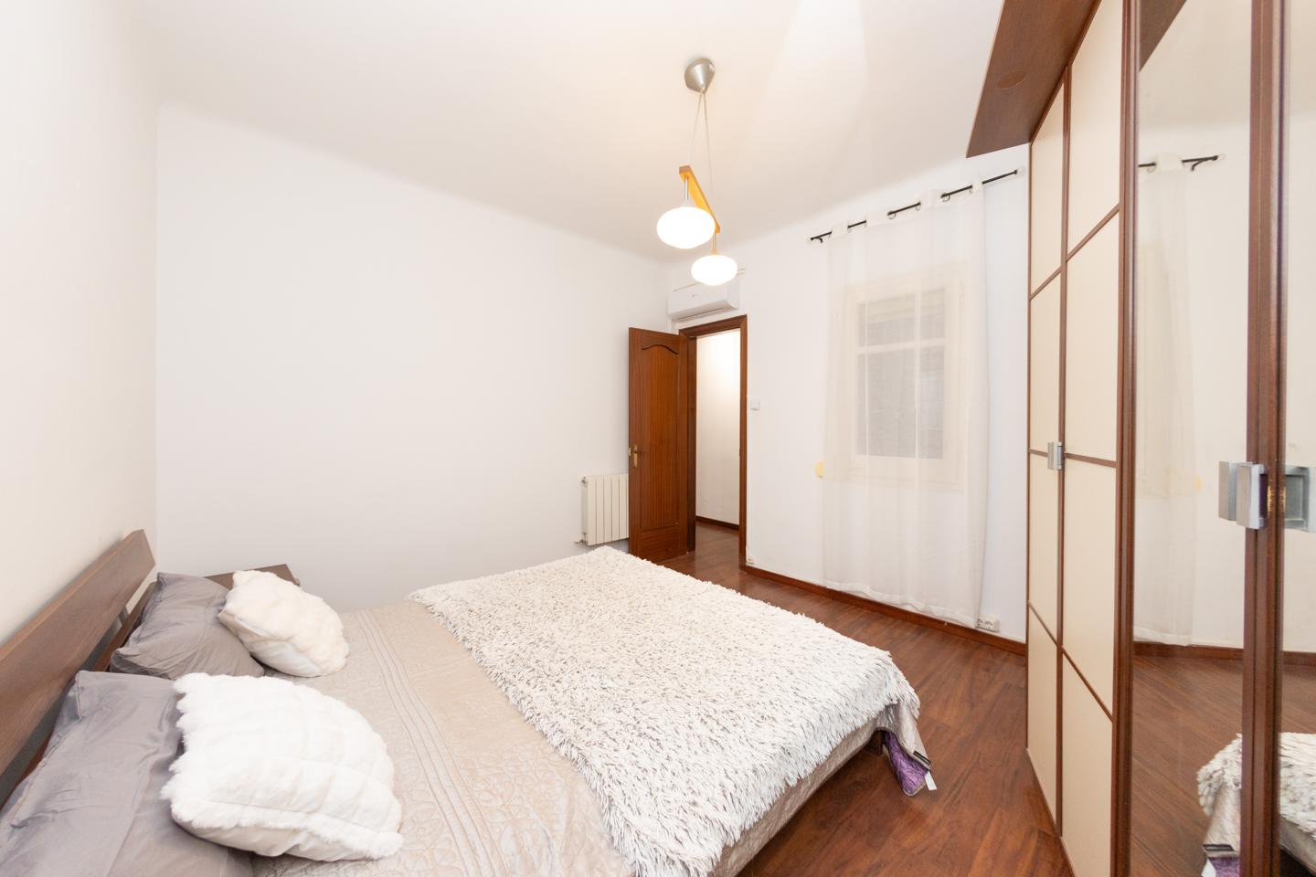 pisos en barcelona · carrer-de-corsega-08026 370000€