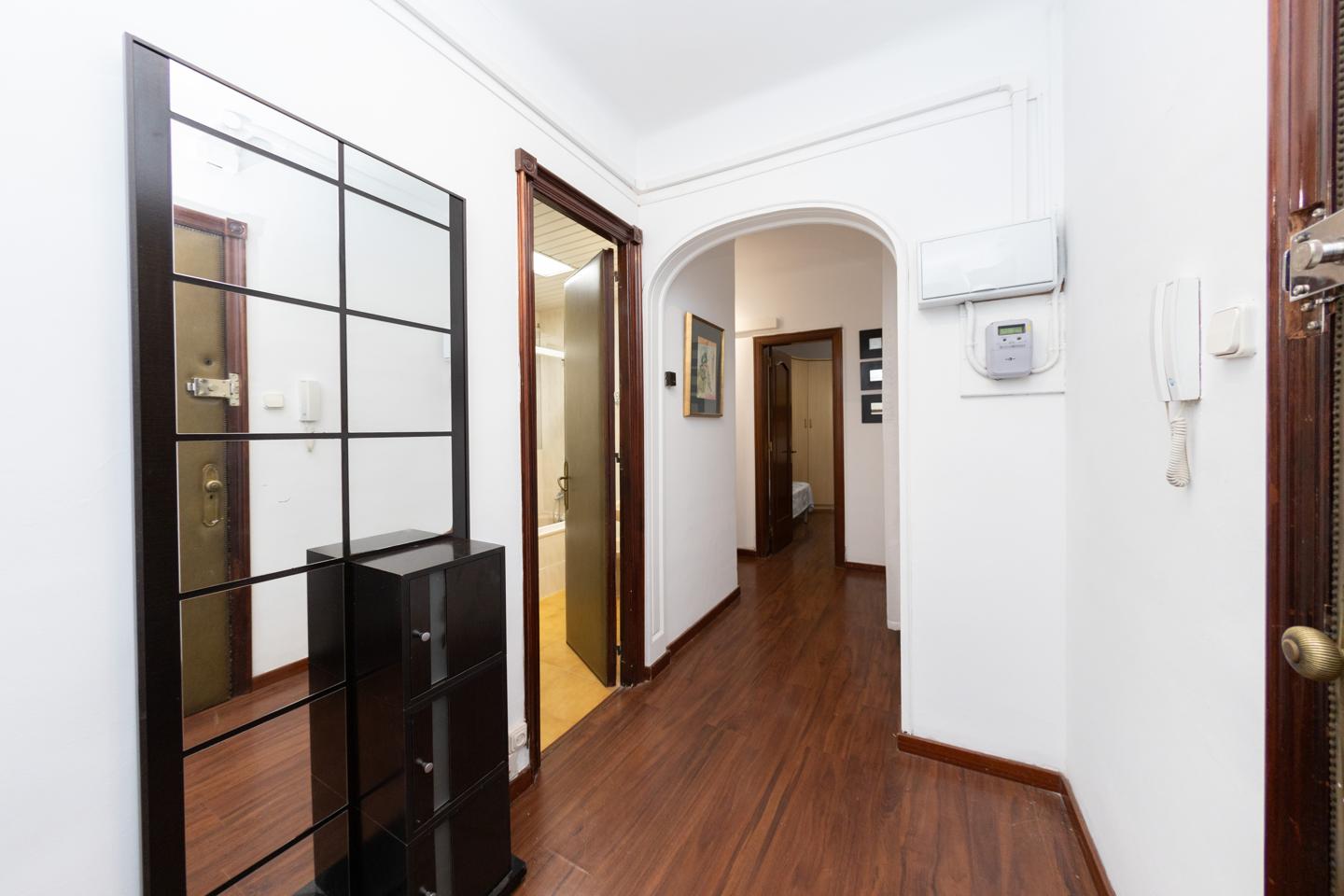 pisos en barcelona · carrer-de-corsega-08026 370000€