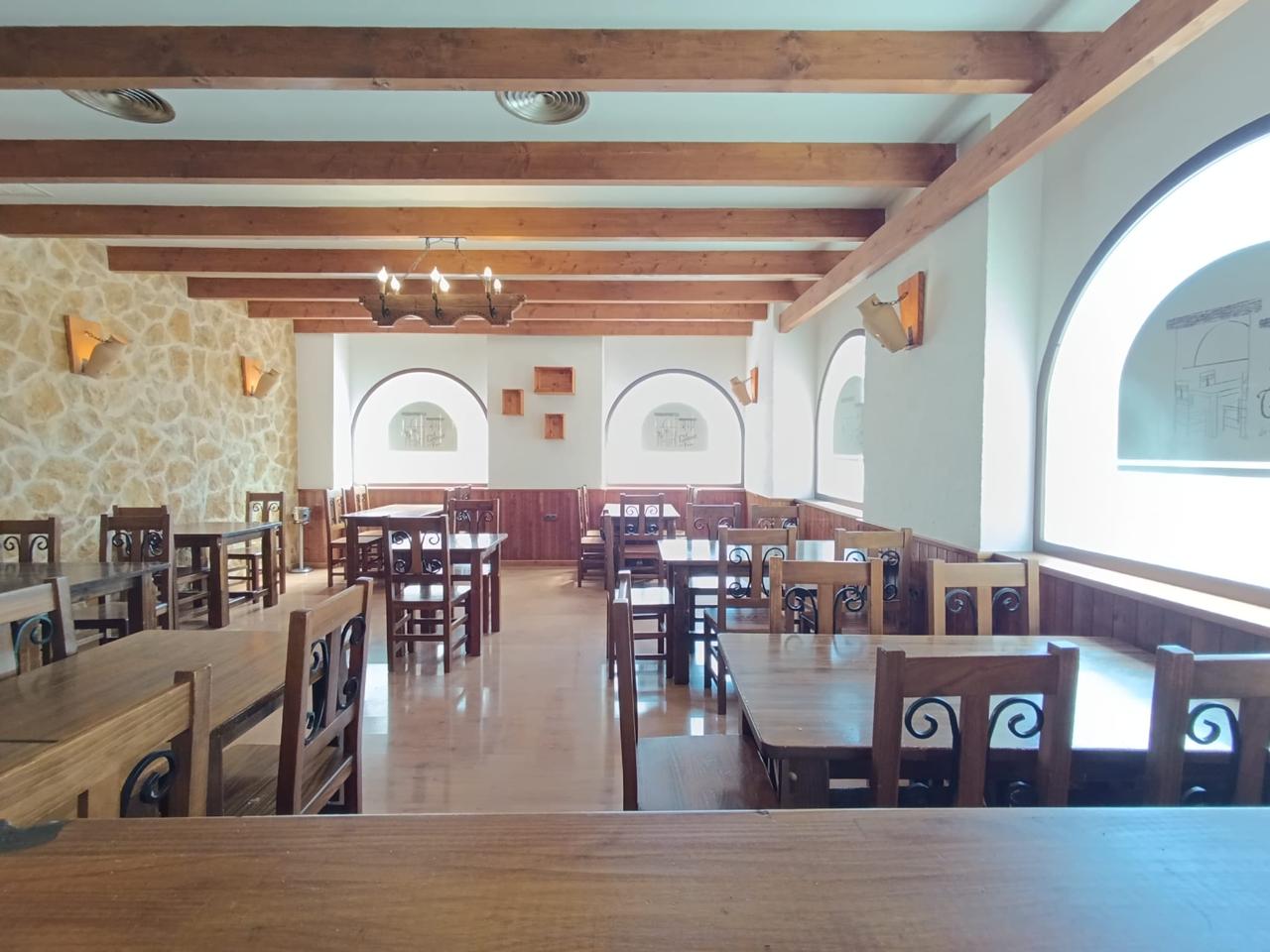 Local en Ibi, Alicante de 100 m2