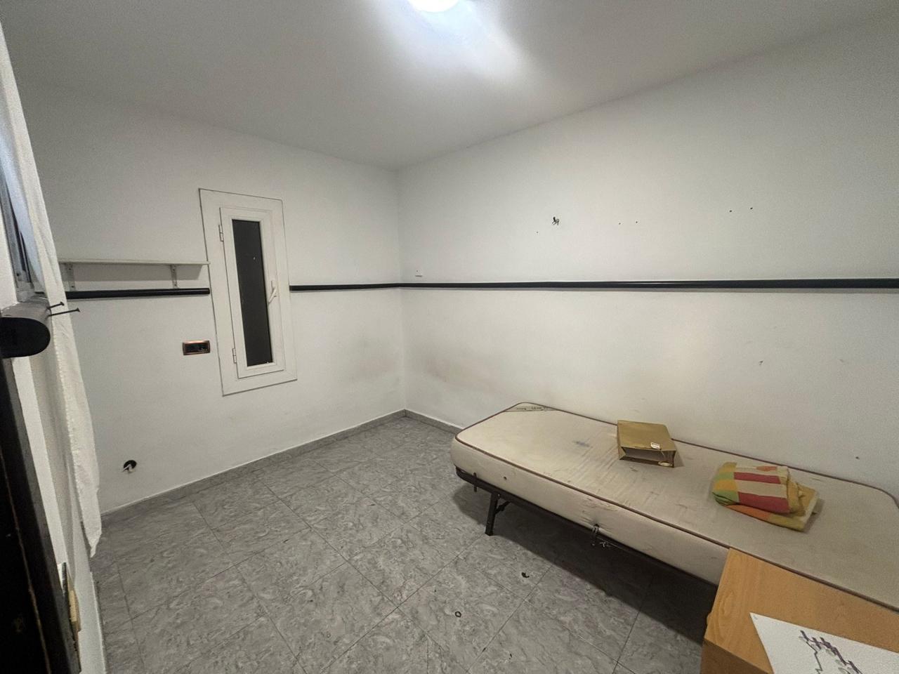 locales-comerciales en barcelona · carrer-de-travau-08031 119000€