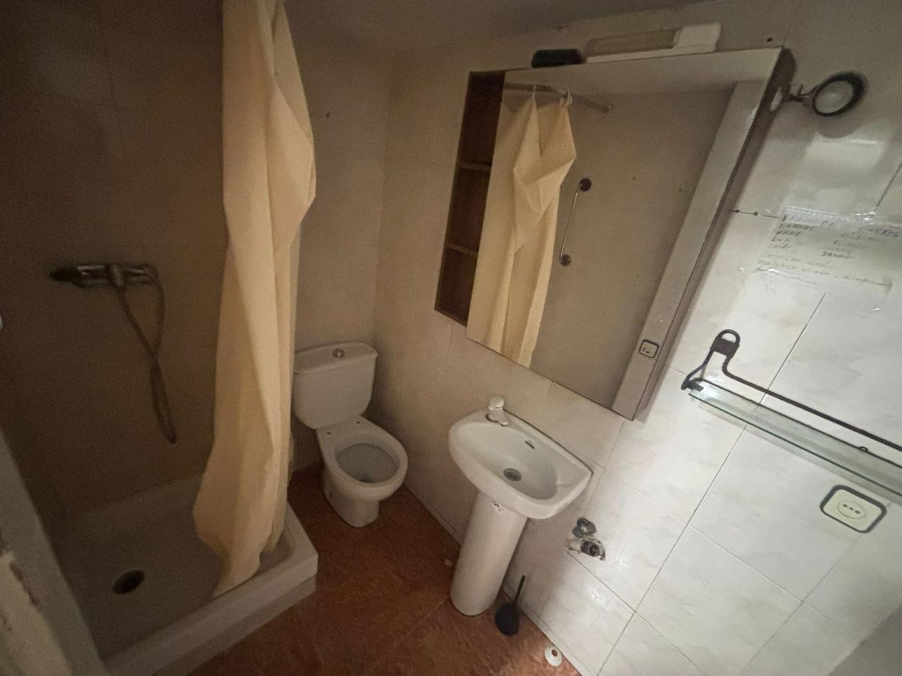 locales-comerciales en barcelona · carrer-de-travau-08031 119000€