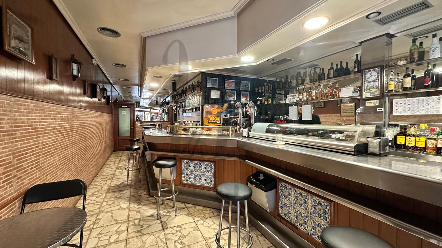 locales-comerciales en madrid · avenida-de-menendez-pelayo-28014 369000€