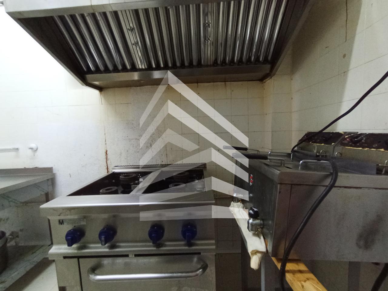 locales-comerciales en barcelona · carrer-de-breda-08029 €
