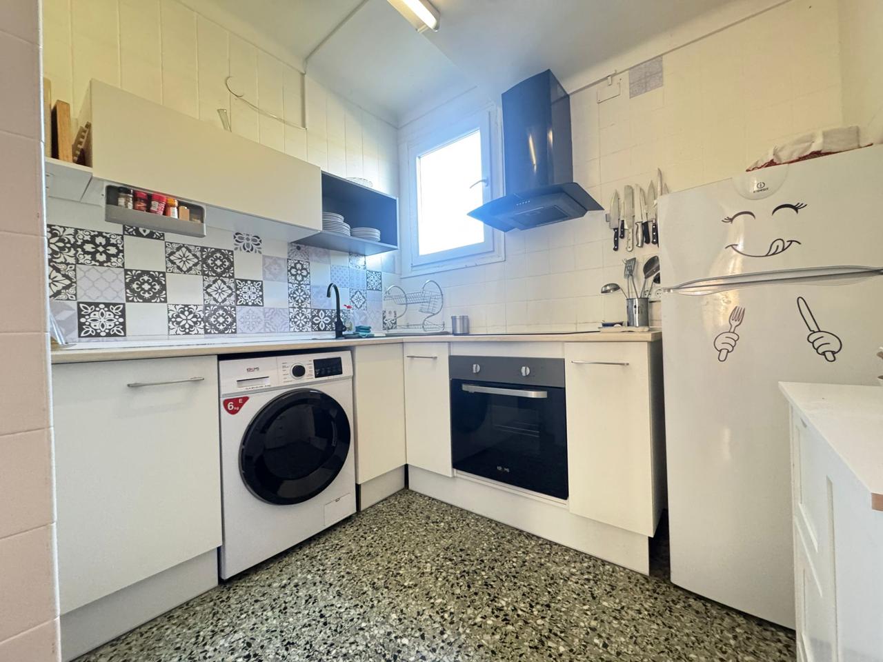 pisos en roses · carrer-del-port-de-reig-17480 180000€