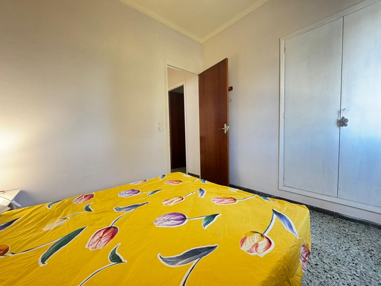 pisos en roses · carrer-del-port-de-reig-17480 180000€