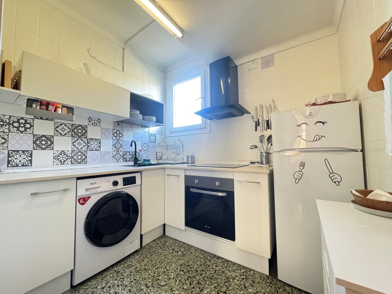 pisos en roses · carrer-del-port-de-reig-17480 180000€