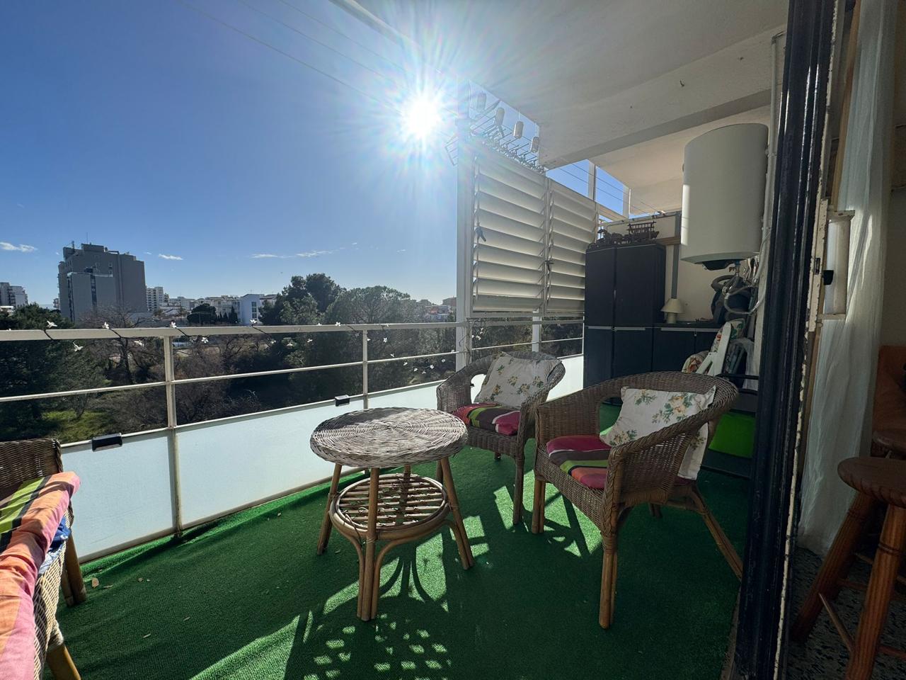 pisos en roses · carrer-del-port-de-reig-17480 180000€