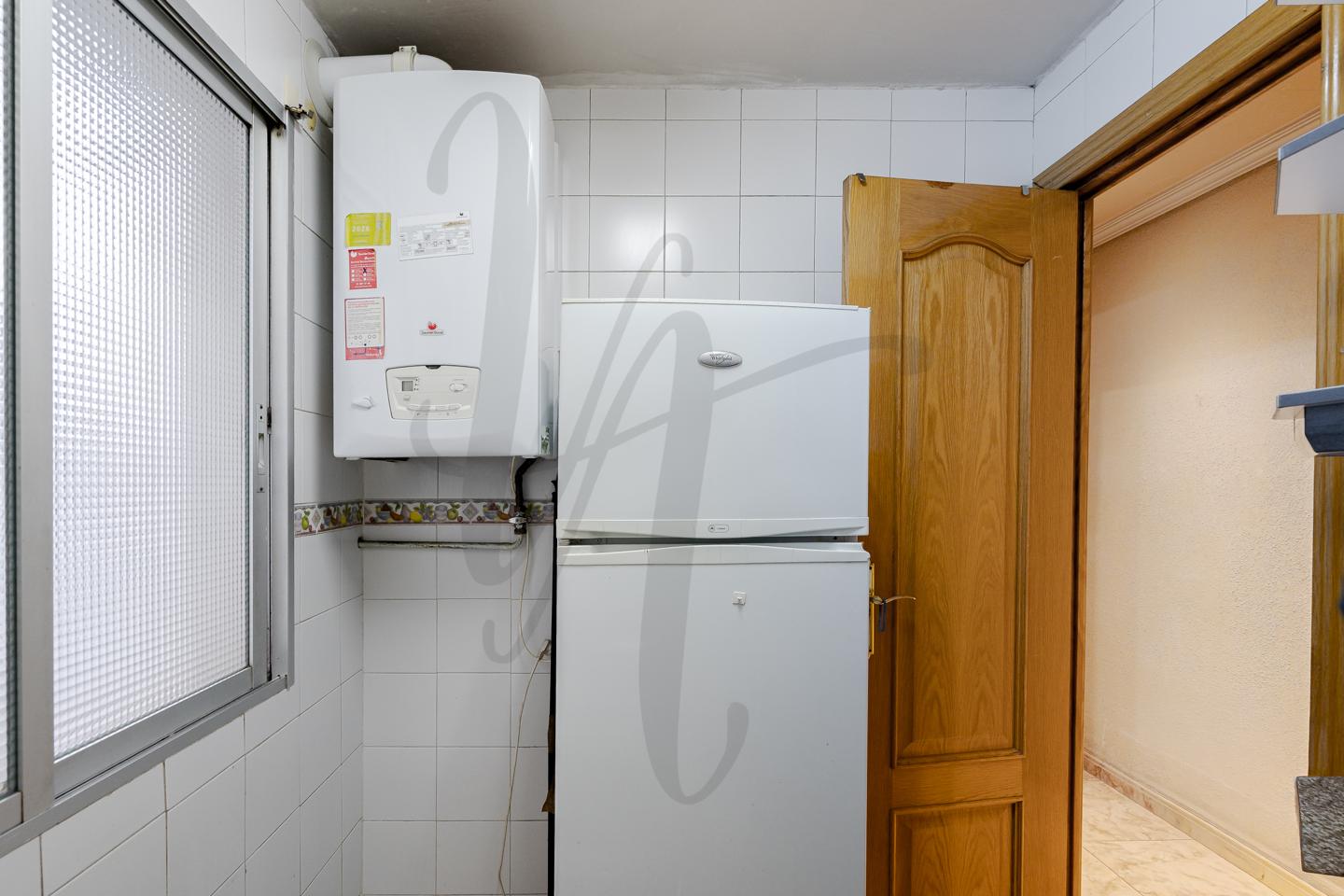 pisos en alcobendas · calle-de-la-isla-de-corcega-28100 279000€