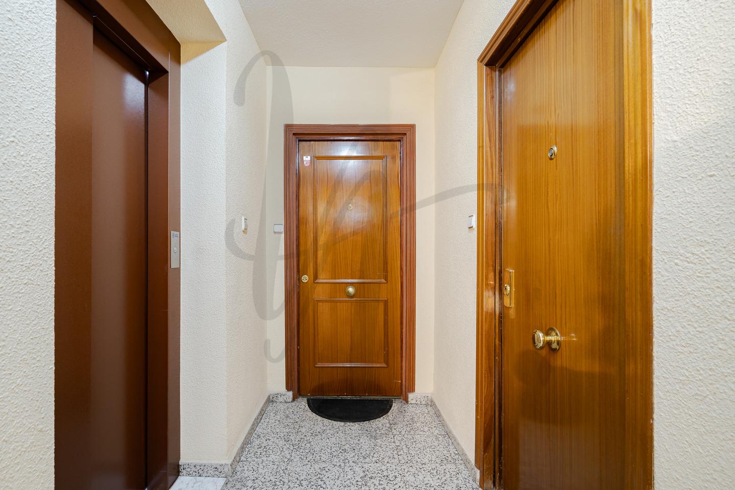 pisos en alcobendas · calle-de-la-isla-de-corcega-28100 279000€