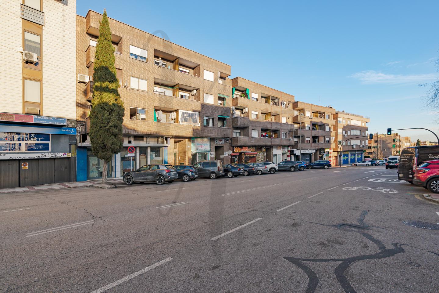 pisos en alcobendas · calle-de-la-isla-de-corcega-28100 279000€