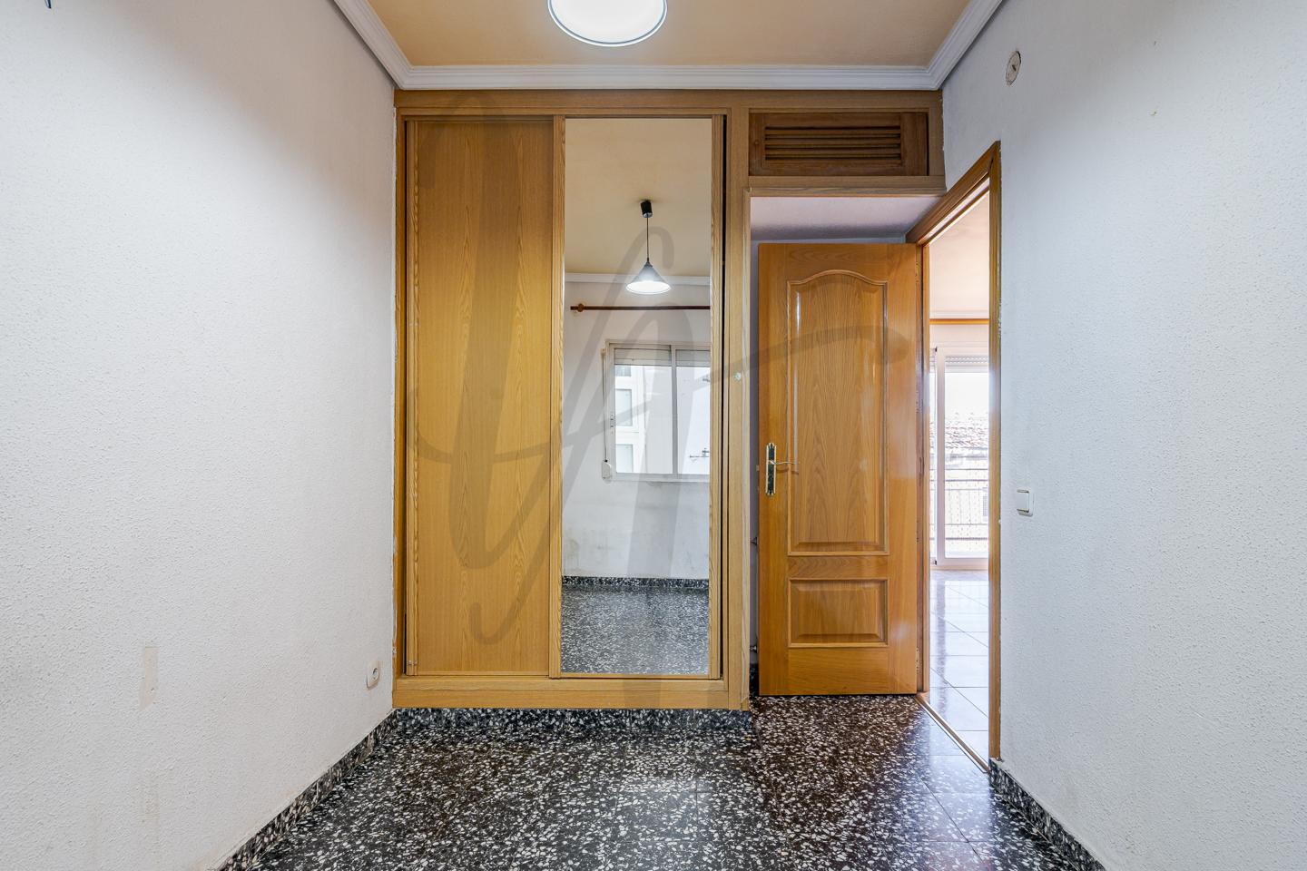 pisos en alcobendas · calle-de-la-isla-de-corcega-28100 279000€