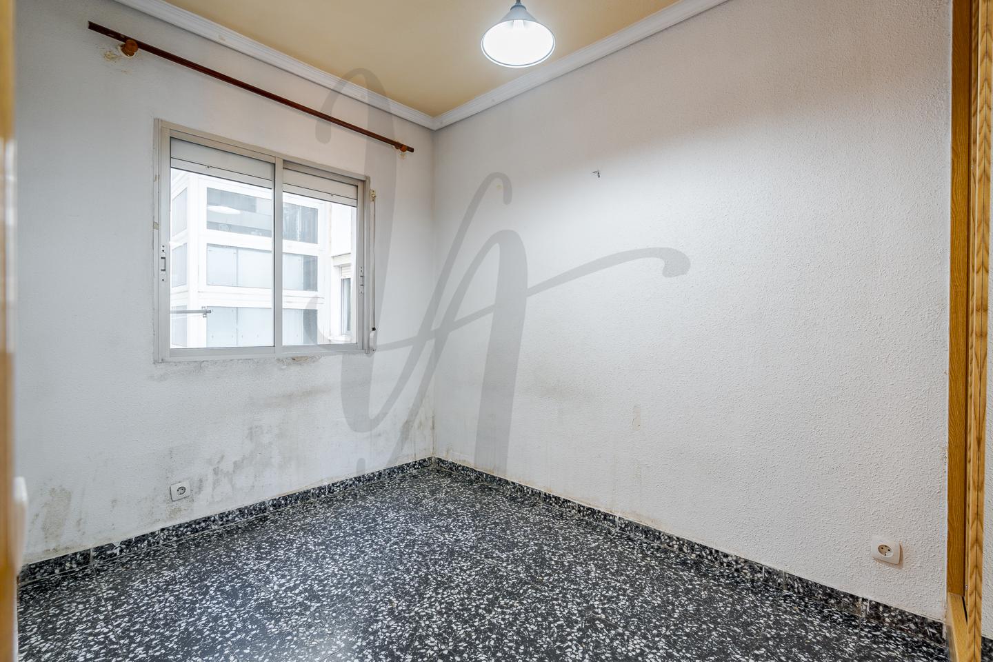 pisos en alcobendas · calle-de-la-isla-de-corcega-28100 279000€