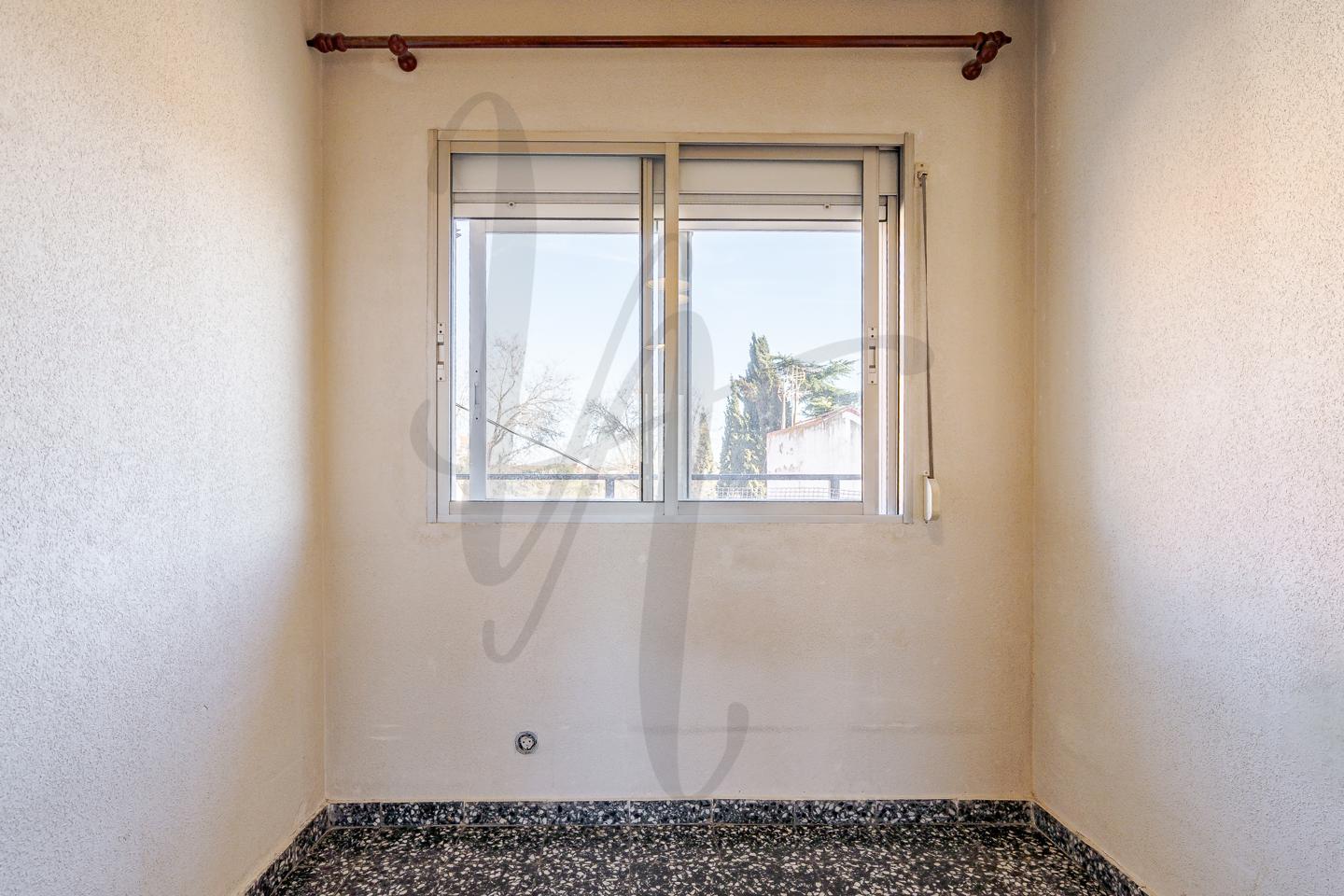 pisos en alcobendas · calle-de-la-isla-de-corcega-28100 279000€