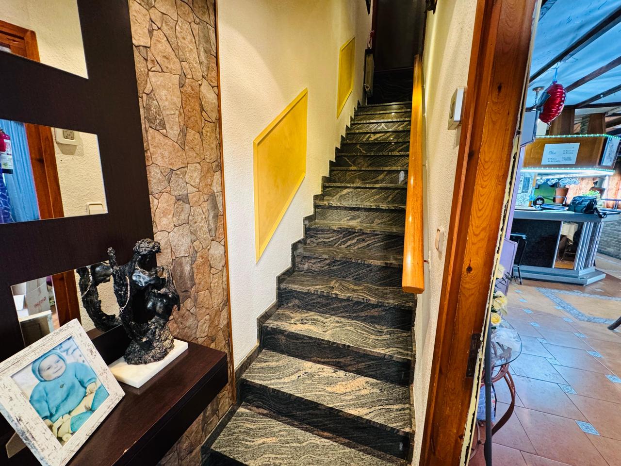 casa--chalet en tona ·  365000€