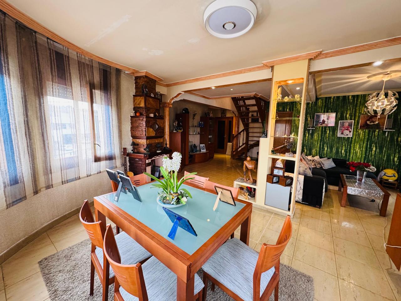 casa--chalet en tona ·  365000€