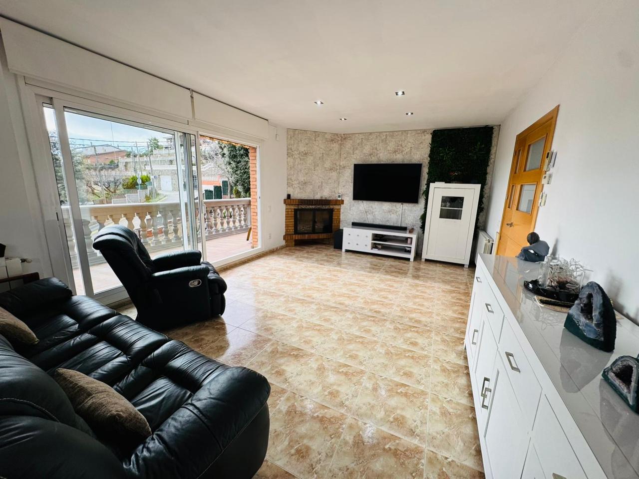 casa--chalet en can-lledo · can-lledo 450000€