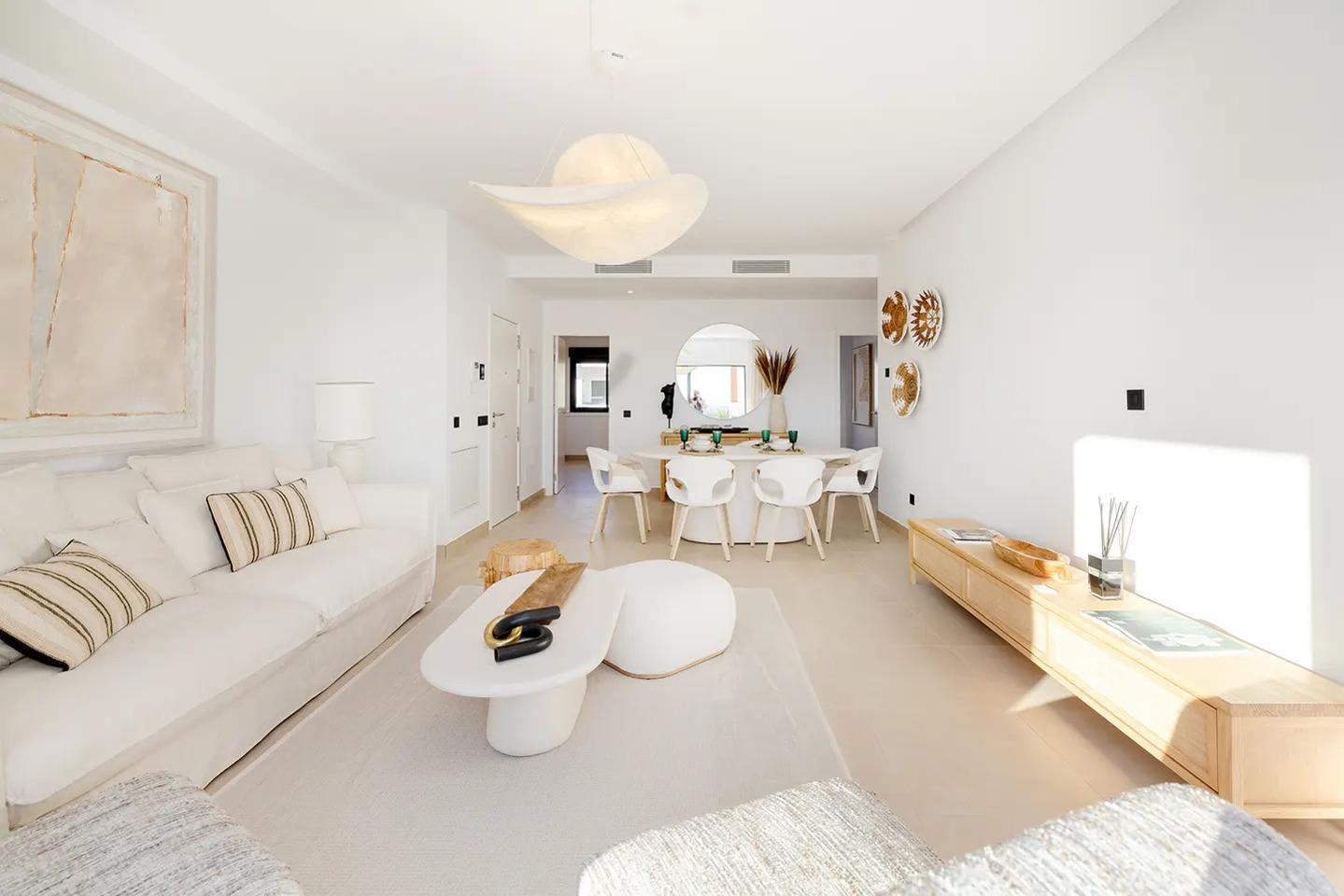 Luxury penthouse with front-facing sea views in Casares Cos…