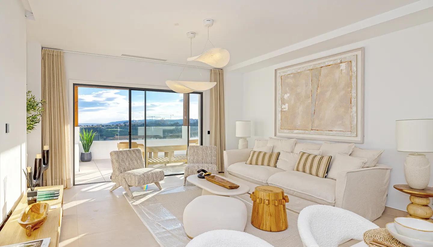 Luxury penthouse with front-facing sea views in Casares Cos…