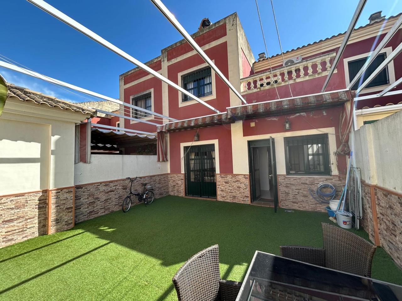 Chalet en venta en Sevilla