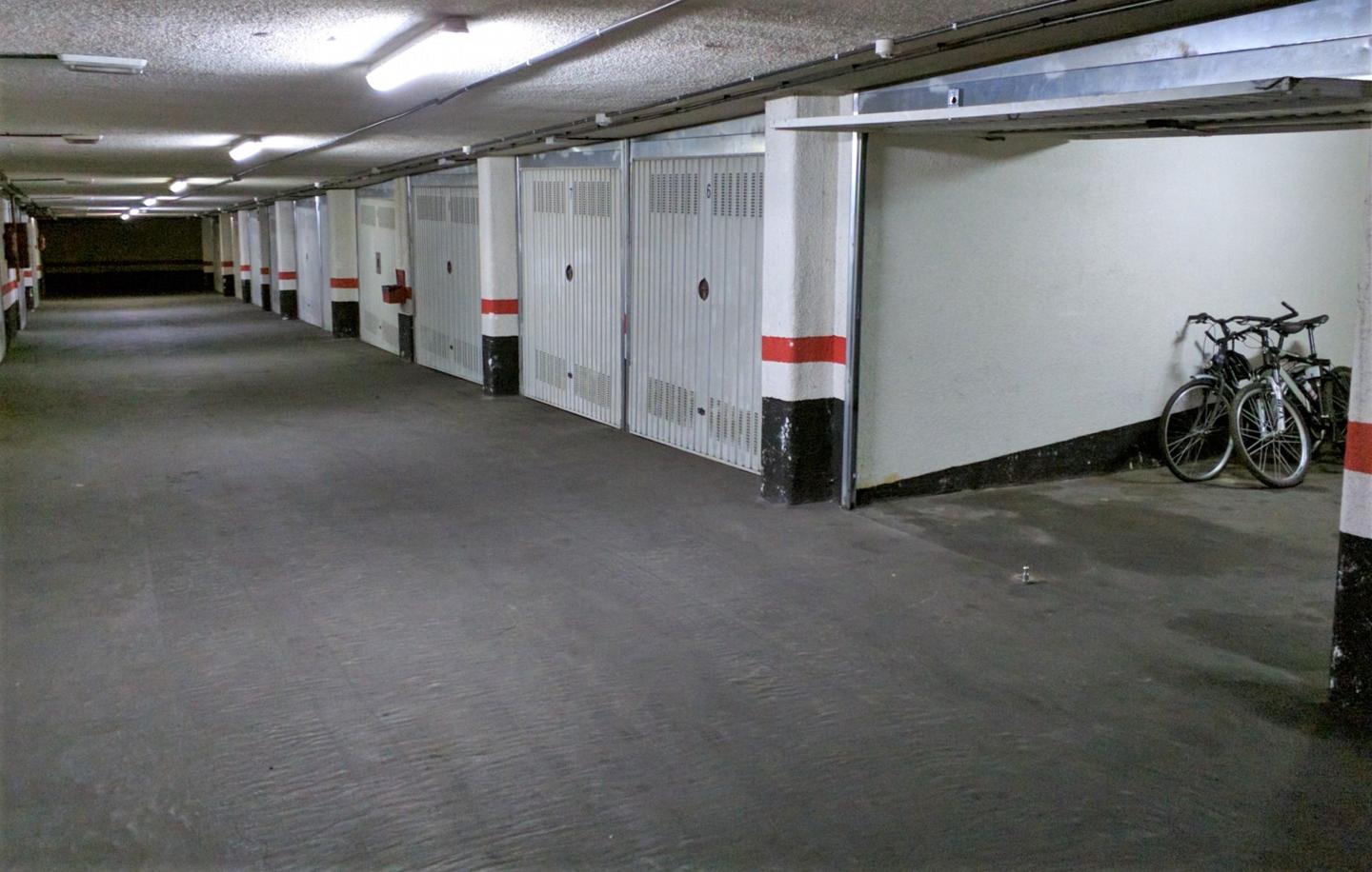 plaza-de-parking en durango · komentukalea-kalea-48200 120€