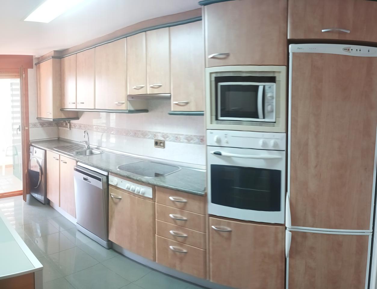 Flat in Avenida Barón de Warsage, Calatayud, Zaragoza of 88 m2