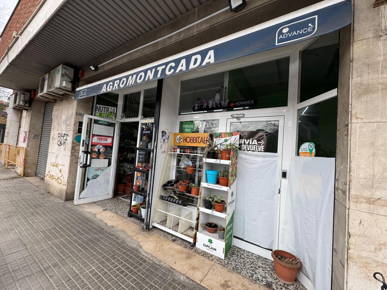 locals-comercials en montcada-i-reixac · montcada-centro €