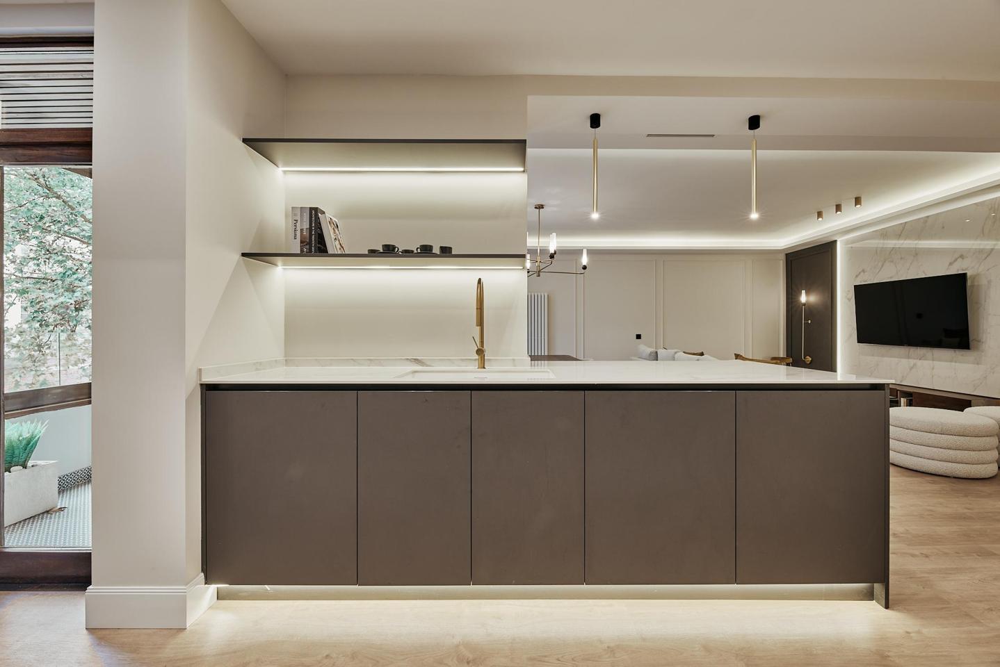 pisos en madrid · calle-de-maria-de-molina-28006 2049000€