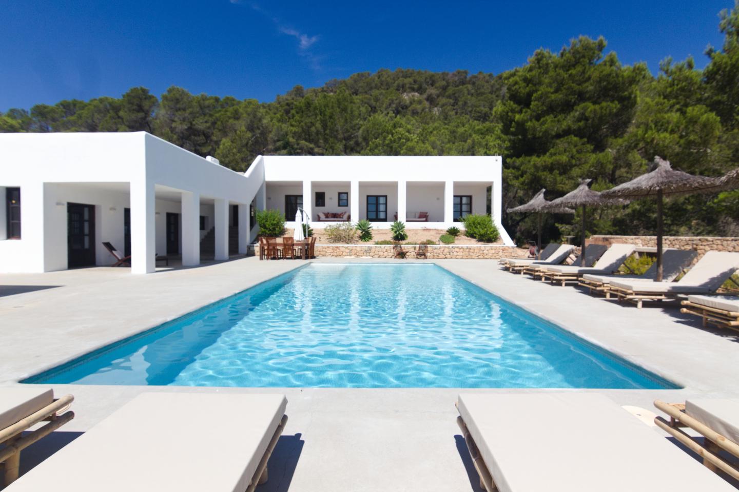 Luxury villa with tourist licence to rent – Ibiza