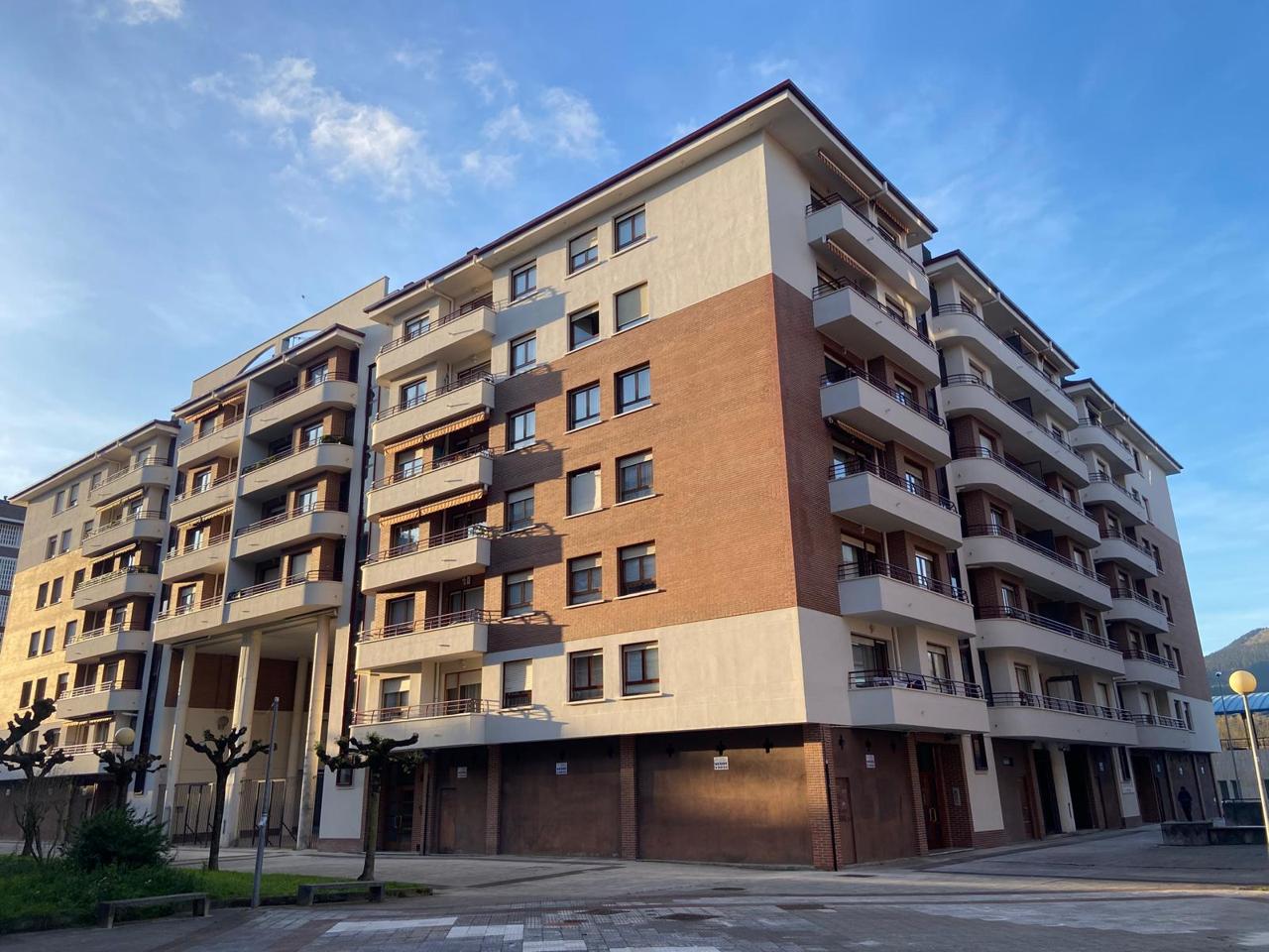 piso en durango · murueta-torre-auzunea-etxetaldea-48200 340000€