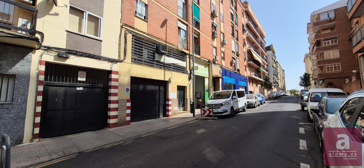 Local en venta en Cáceres