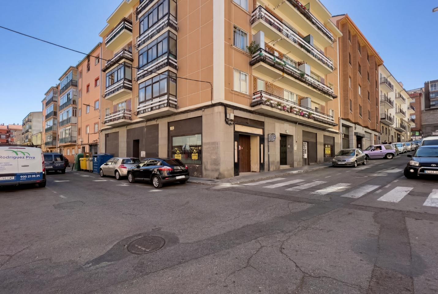 Local con PROYECTO DE VIVIENDA + LOCAL en Zona NORTE