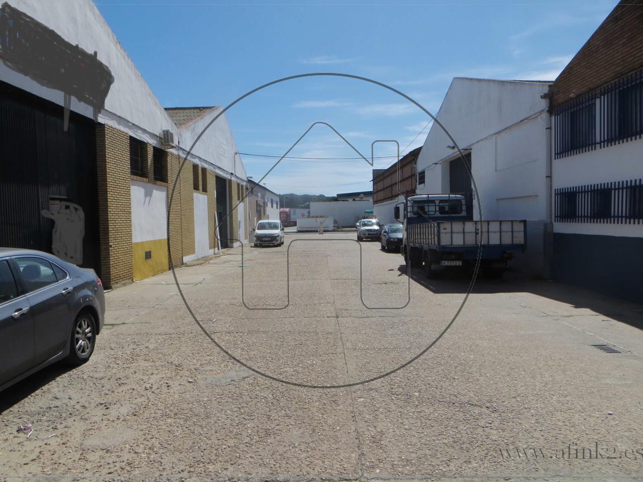 Nave industrial en Calle Sierra S/N, Punta Umbría, Huelva de 430 m2
