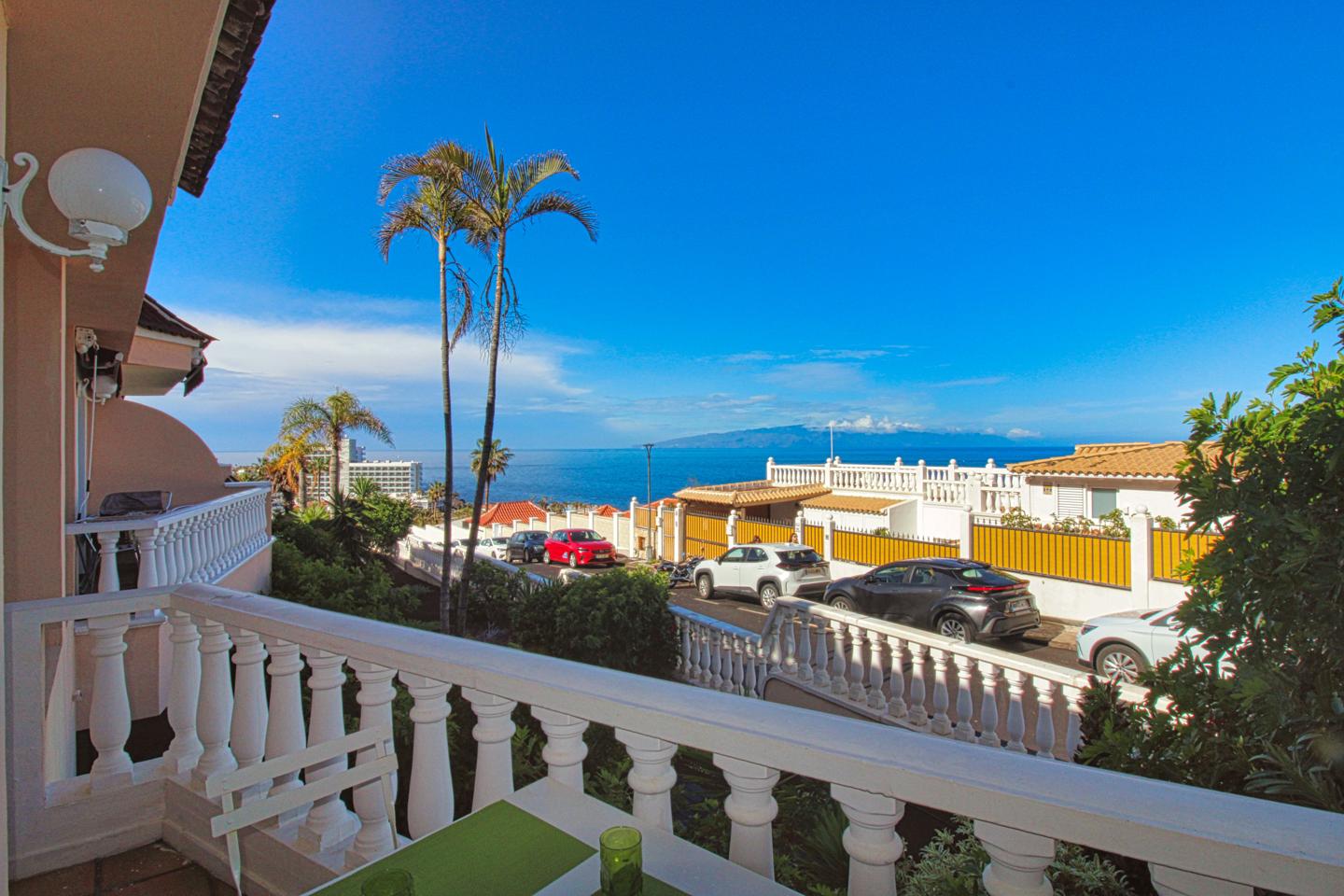 Piso en Calle el Pino, Acantilados de Los Gigantes, Santa Cruz de Tenerife de 48 m2