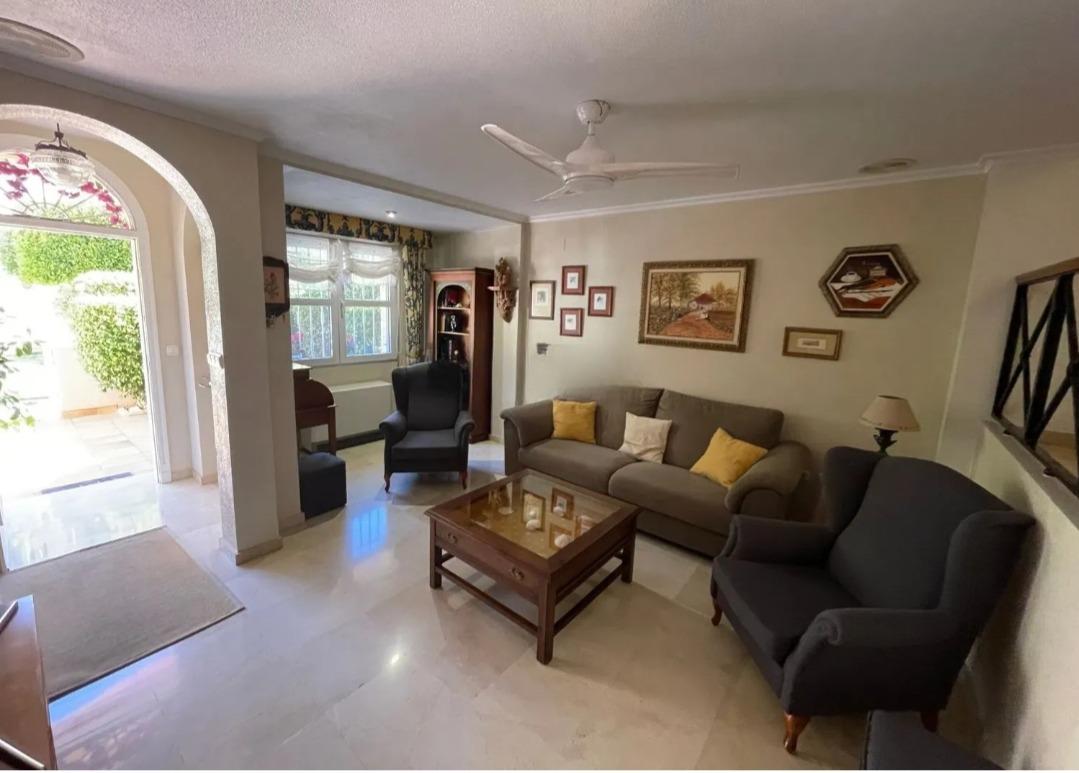 Piso en Calle Ontinyent, Elche, Alicante de 170 m2