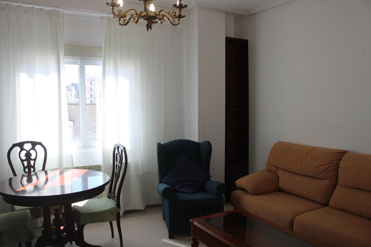 Flat in Paseo de Cuéllar, Zaragoza, Zaragoza of 87 m2