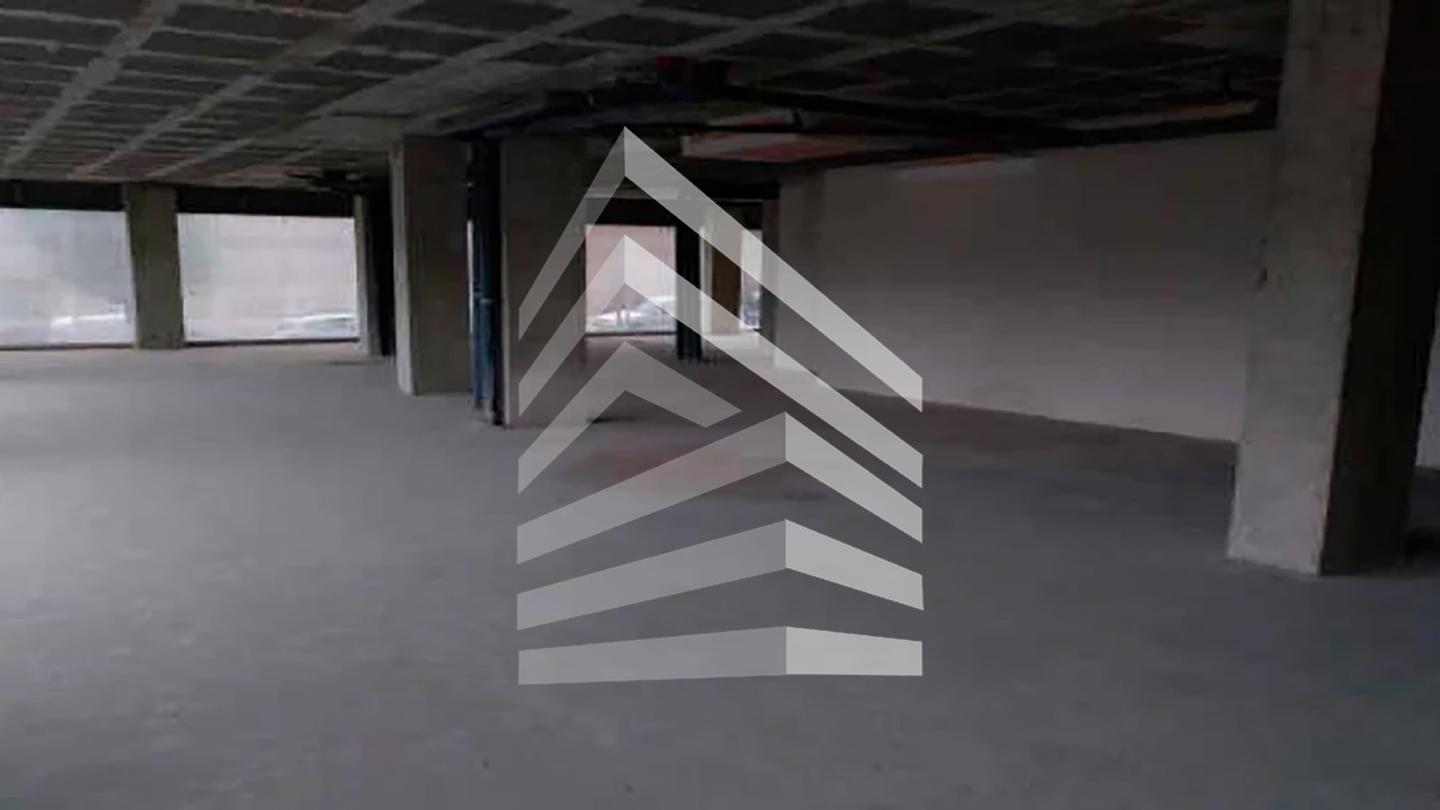 locales-comerciales en sant-joan-despi · carrer-d'extremadura-08970 368000€
