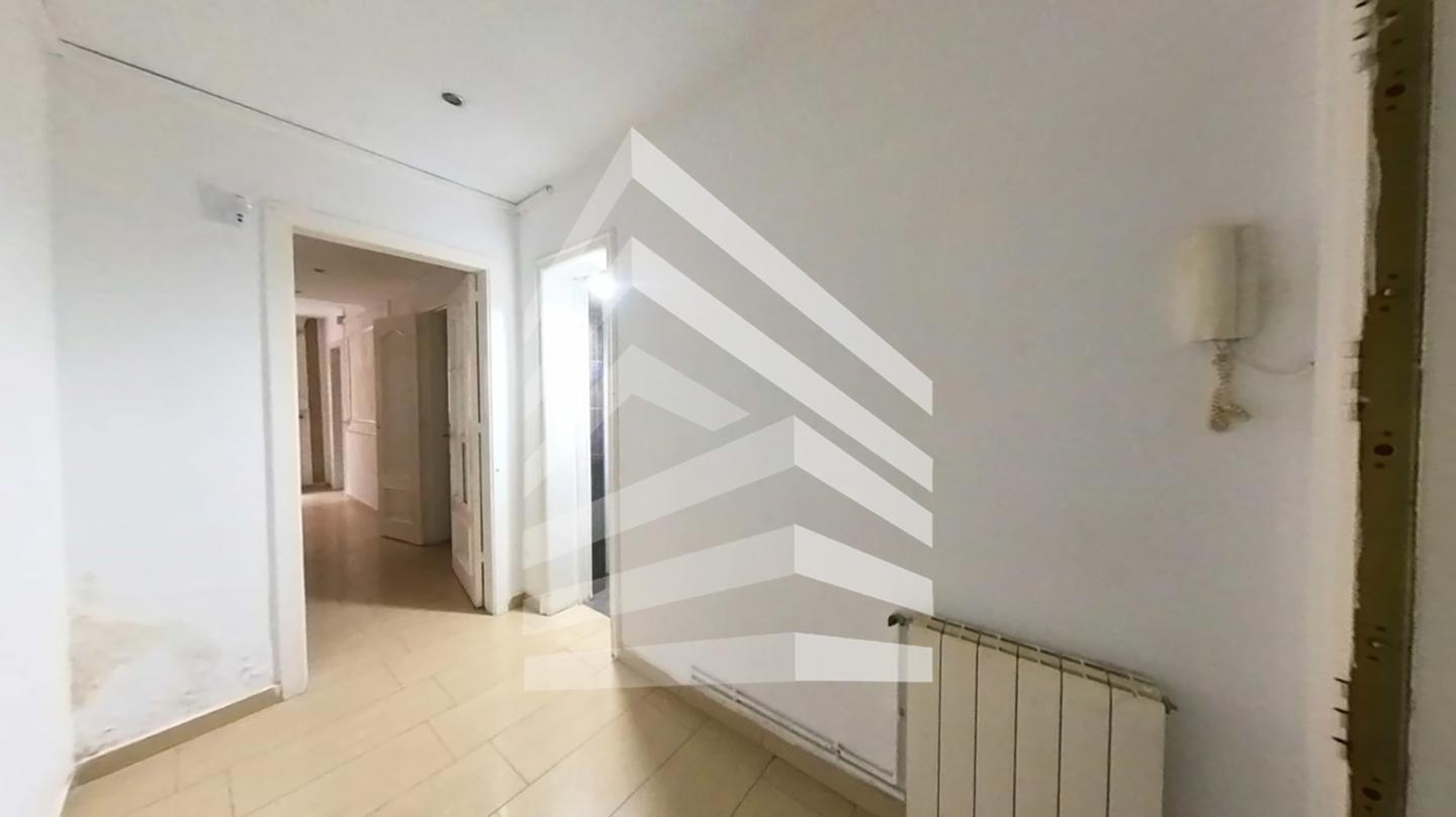 pisos en barcelona · carrer-de-sants-08028 360000€