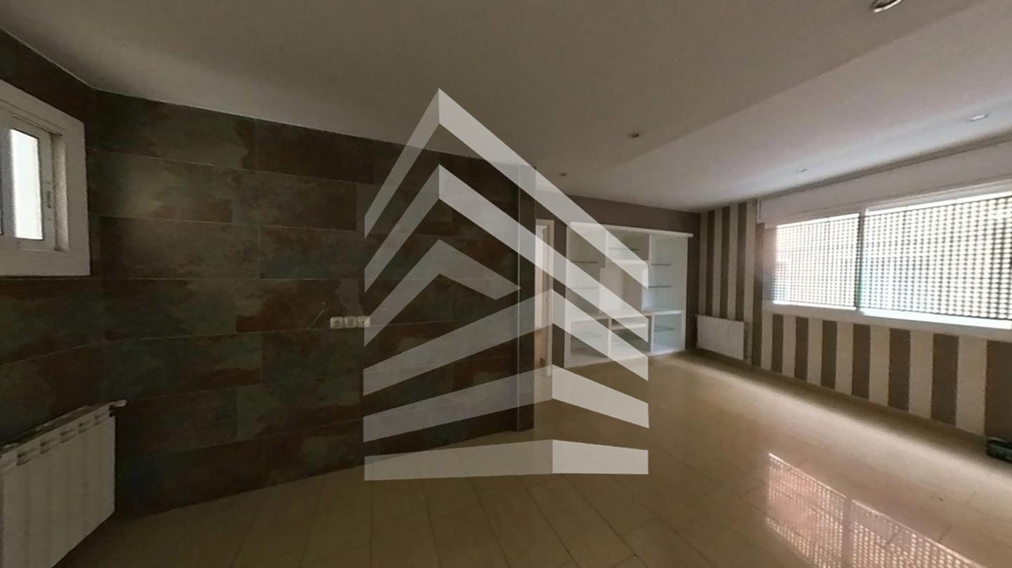 pisos en barcelona · carrer-de-sants-08028 360000€