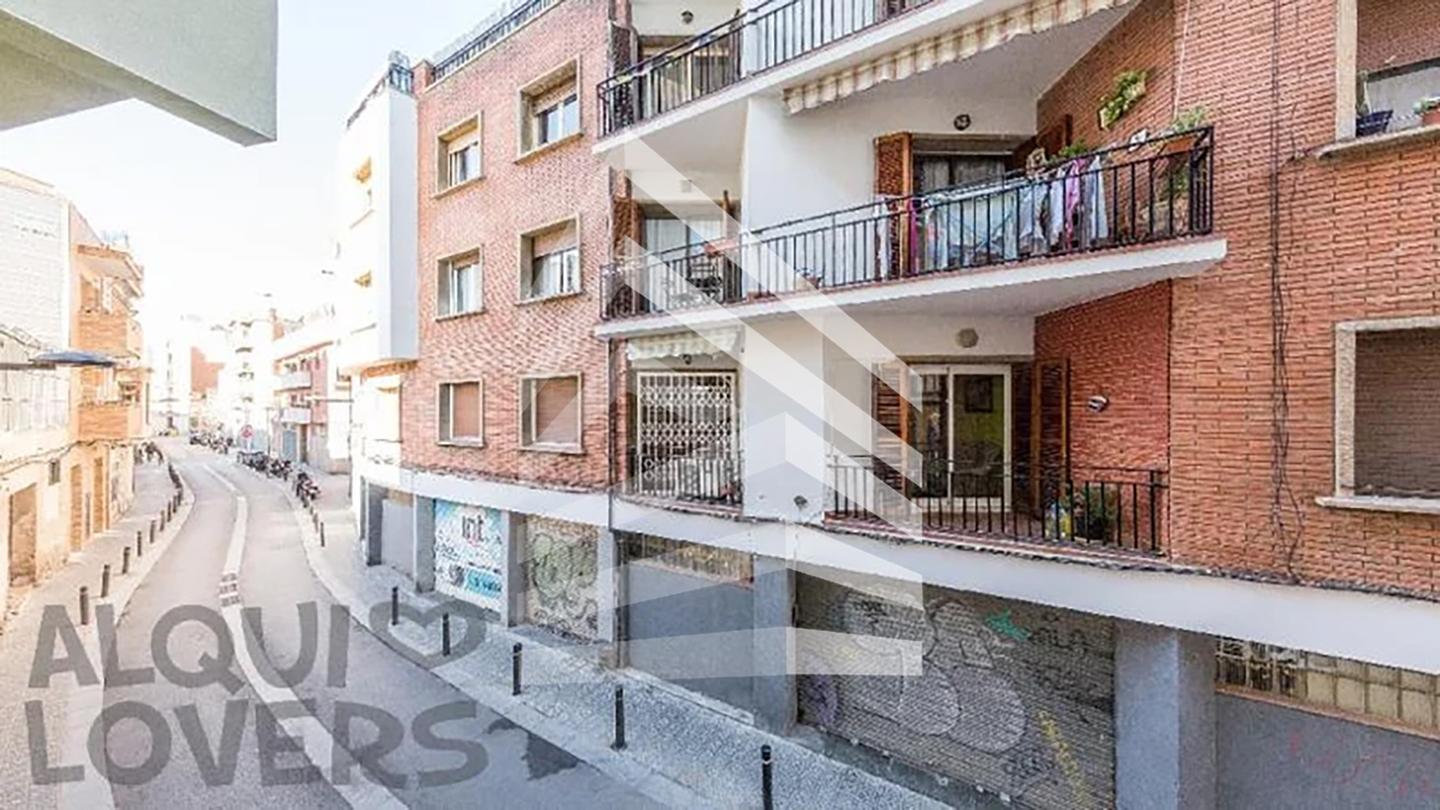 pisos en barcelona · carrer-de-sants-08028 360000€