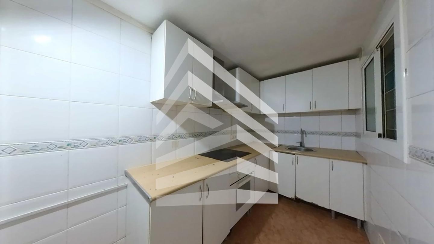 pisos en barcelona · carrer-de-sants-08028 360000€