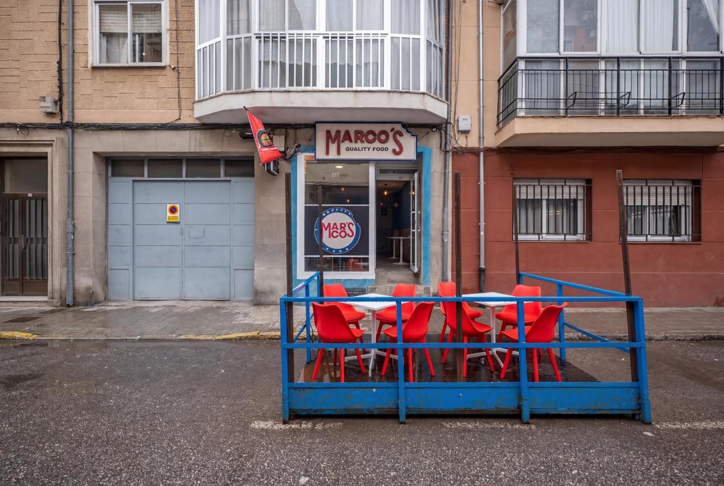Local con Licencia de HOSTELERÍA en ZONA NORTE