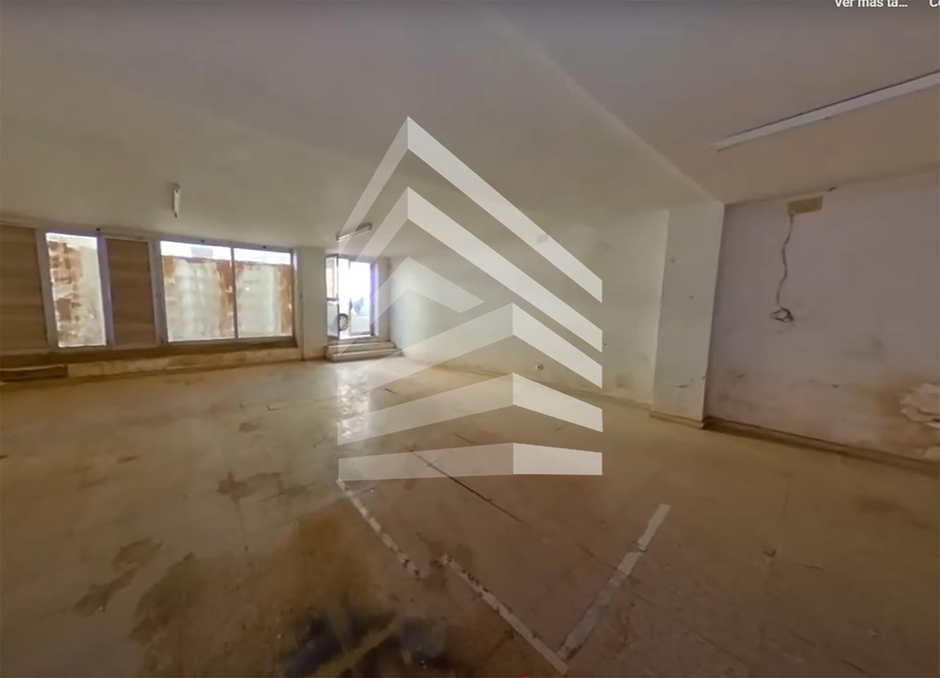 locales-comerciales en llanca · avinguda-mestral-17490 37520€