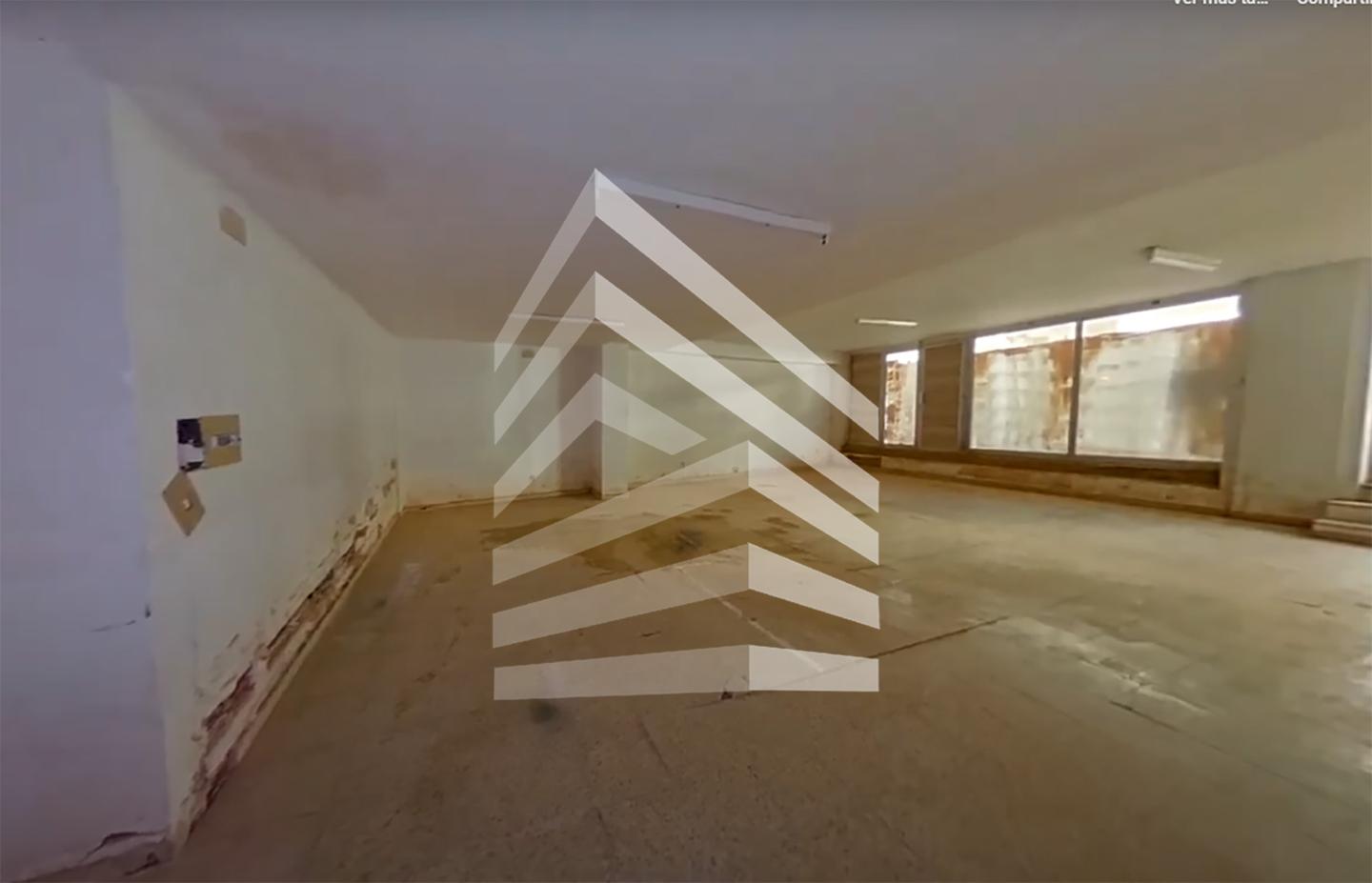 locales-comerciales en llanca · avinguda-mestral-17490 37520€