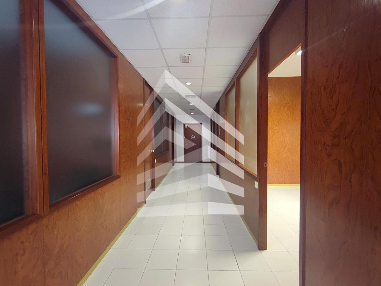 oficina en barcelona · carrer-de-morales-08029 350€