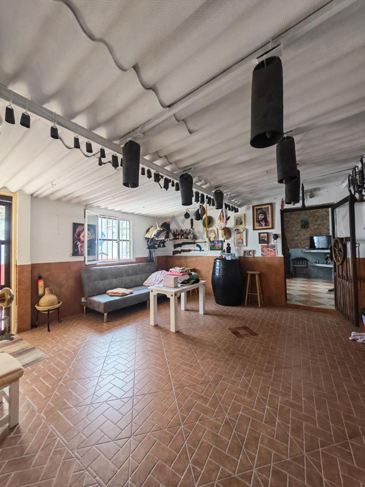 Casa rústica en CEPIJA, Las Cabezas de San Juan, Sevilla de 135 m2