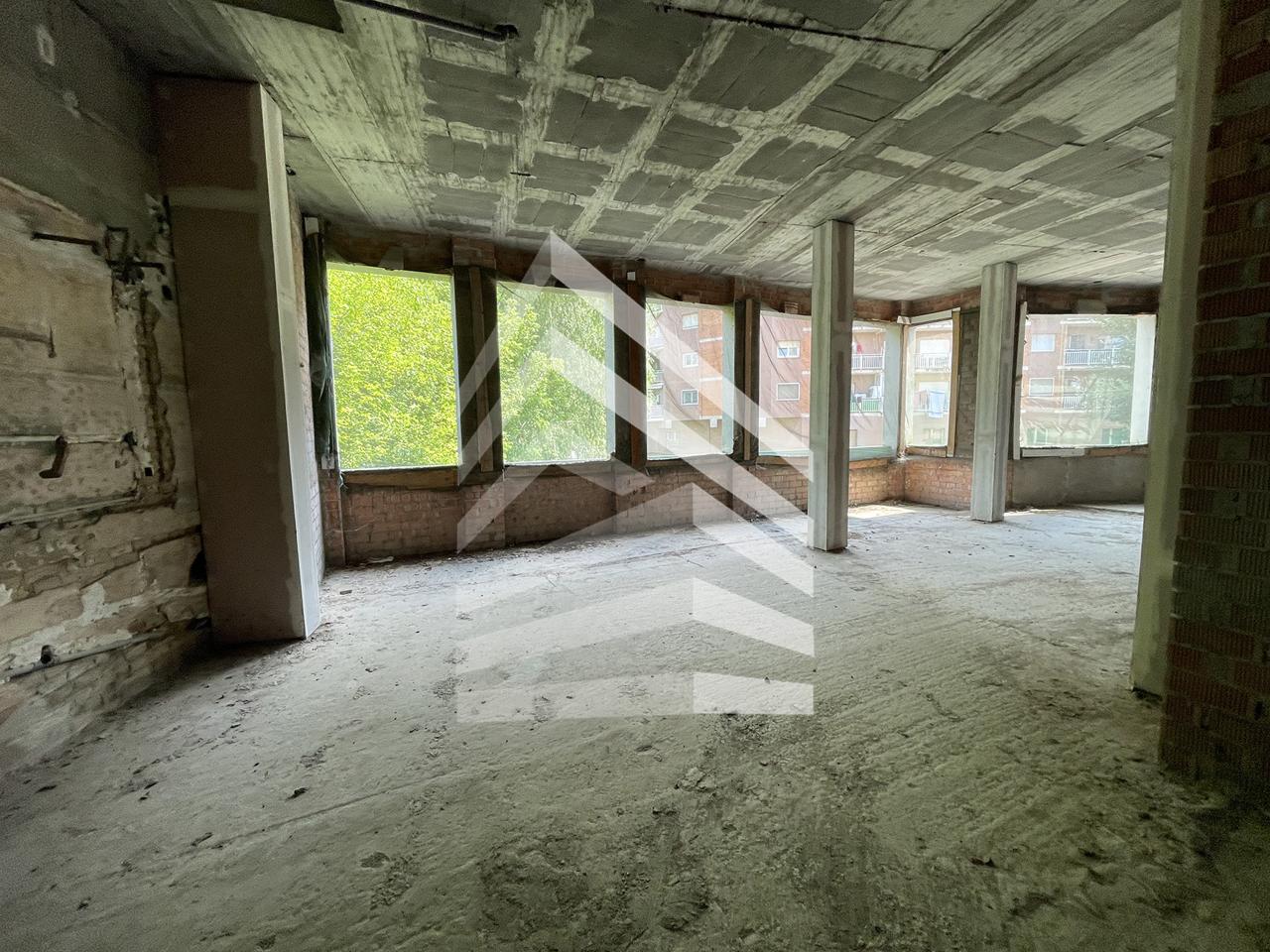 locales-comerciales en solsona · carretera-de-bassella-25280 €