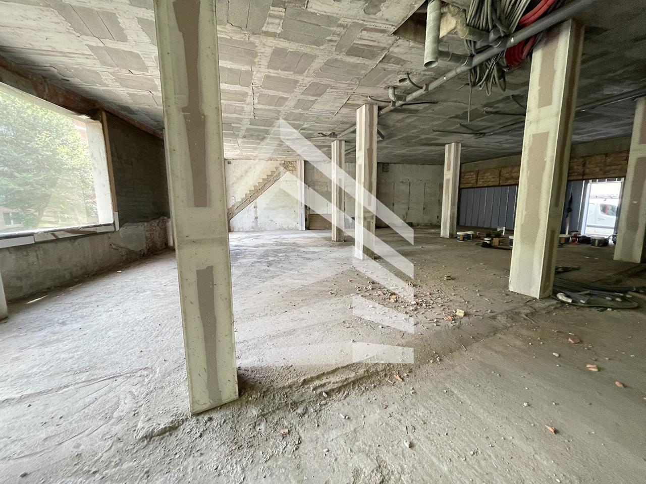 locales-comerciales en solsona · carretera-de-bassella-25280 €
